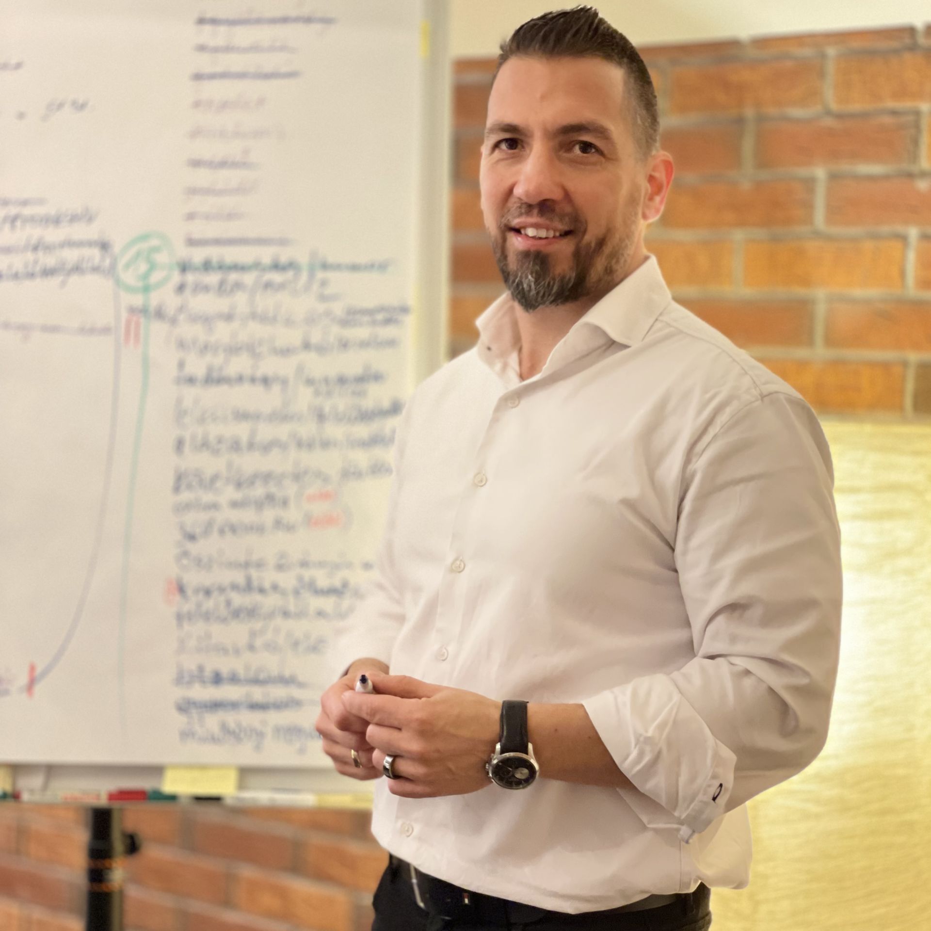 Bodogán Iván portrait lifestyle- és agilis business mentor, coach