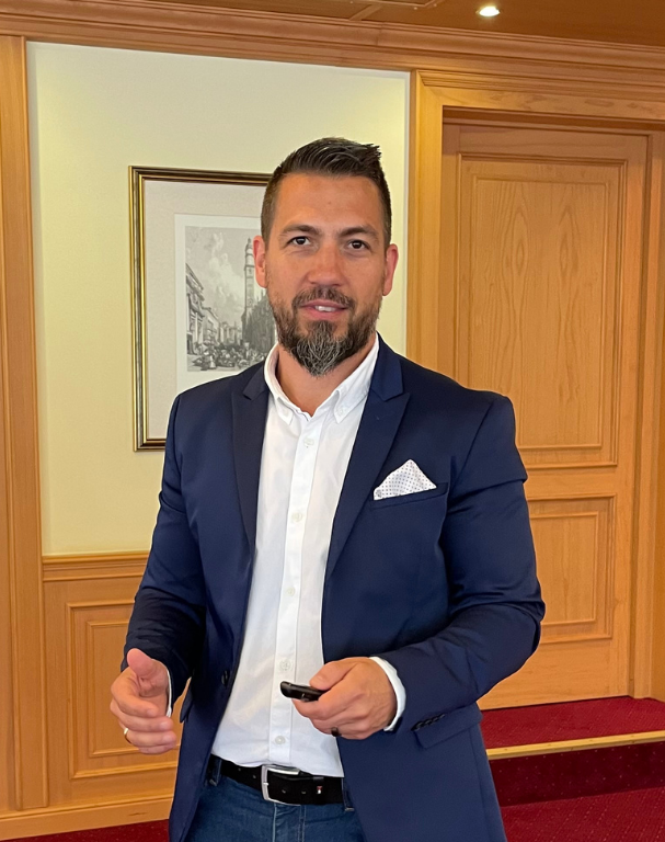 Bodogán Iván lifestyle- és agilis business mentor, coach