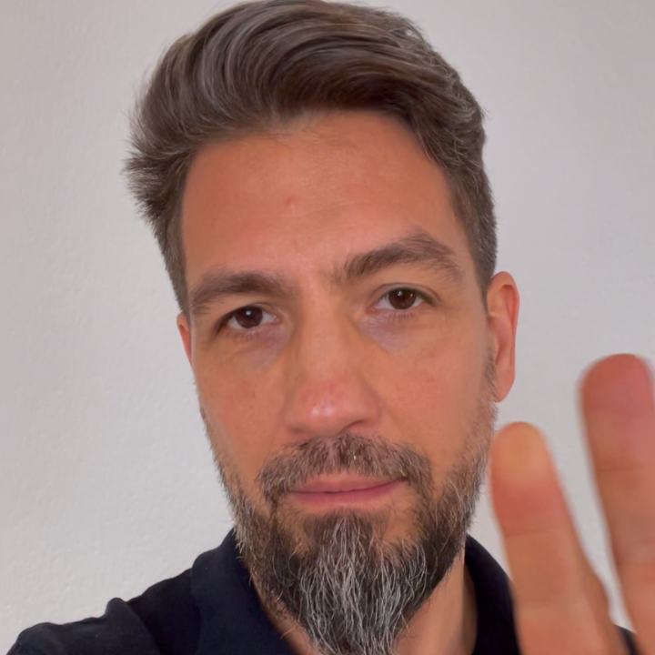 A segítség és kihasználás közti szűk mesgye