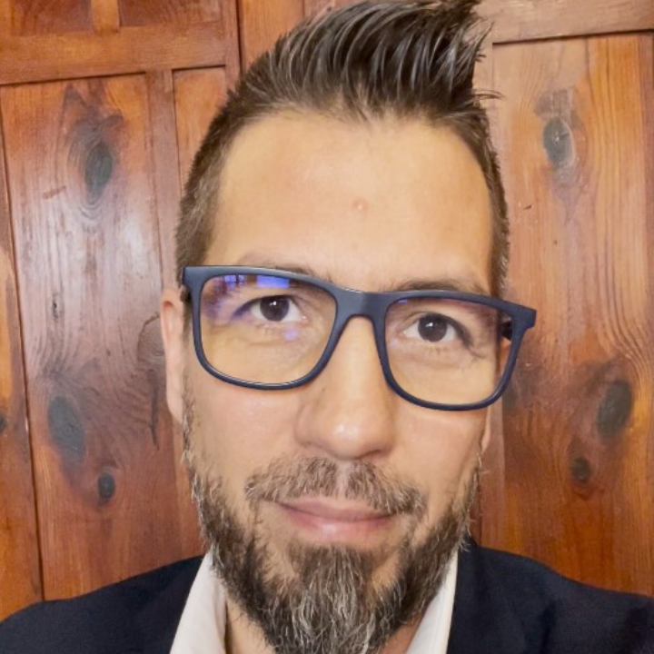 Ítélkezel vagy Cselekszel?