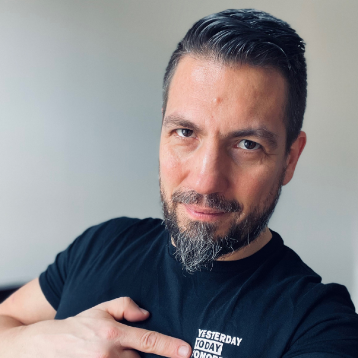 Járványszerűen terjed a múlt miatti picsogás