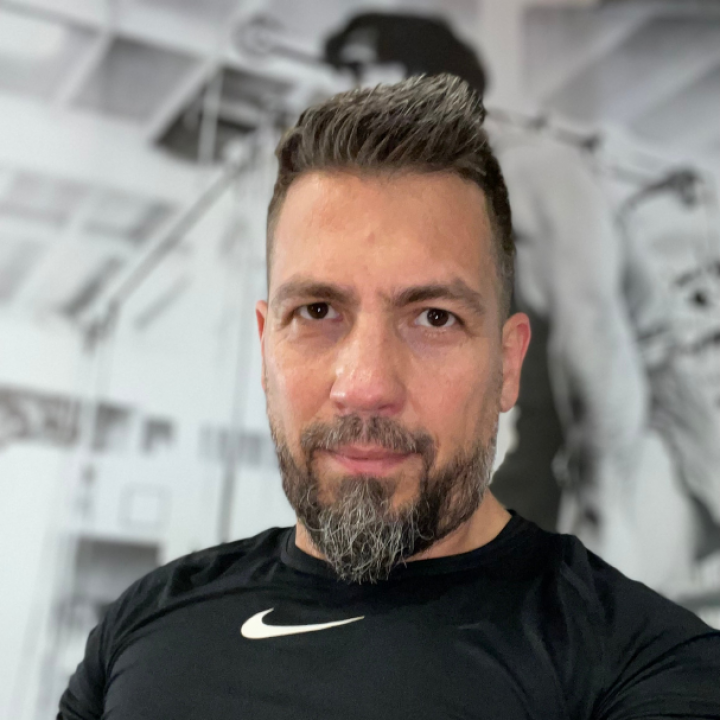 NEHÉZ A VILÁG SÚLYA? Hát nyomj vele párat!