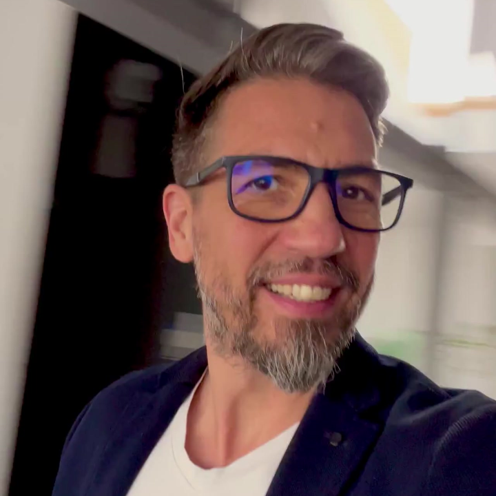 Döntés. Körforgás.